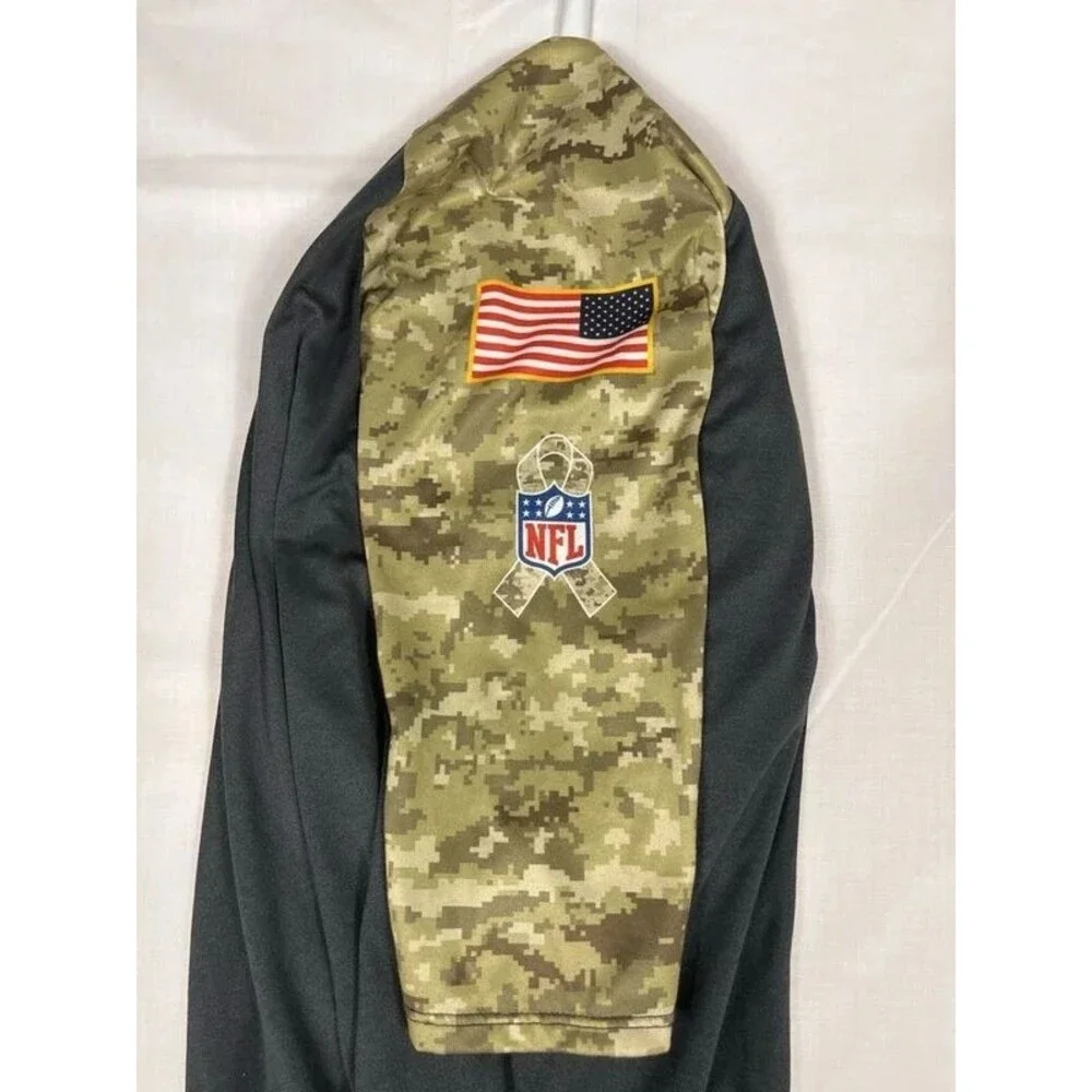 Nike women large